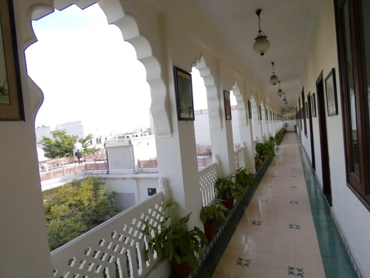 Heritage Khandwa Haveli Hotel Jaipur Exterior photo